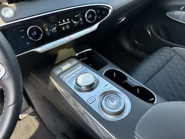 Used 2025 Genesis GV70 3.5T Sport w/ Sport Advanced Package image 26