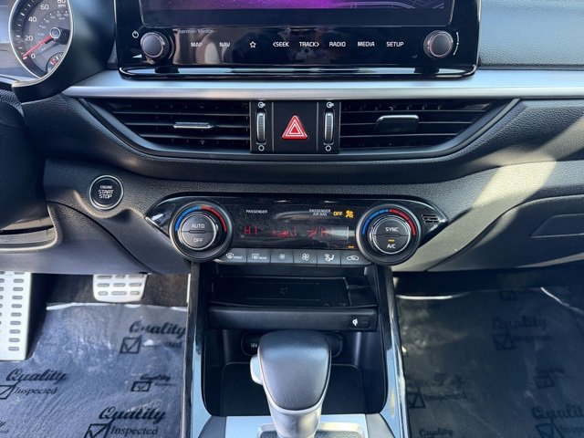 Used 2024 Kia Forte GT-Line w/ GT-Line Premium Package image 17