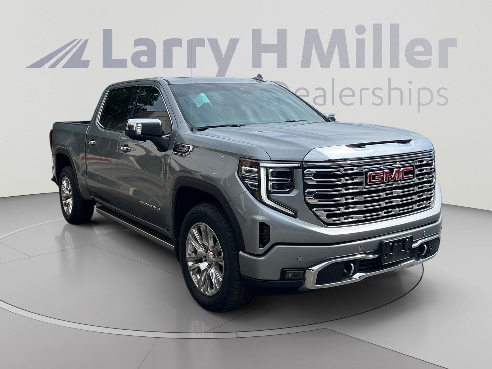 Used 2023 GMC Sierra 1500 Denali AWD/4WD image 7