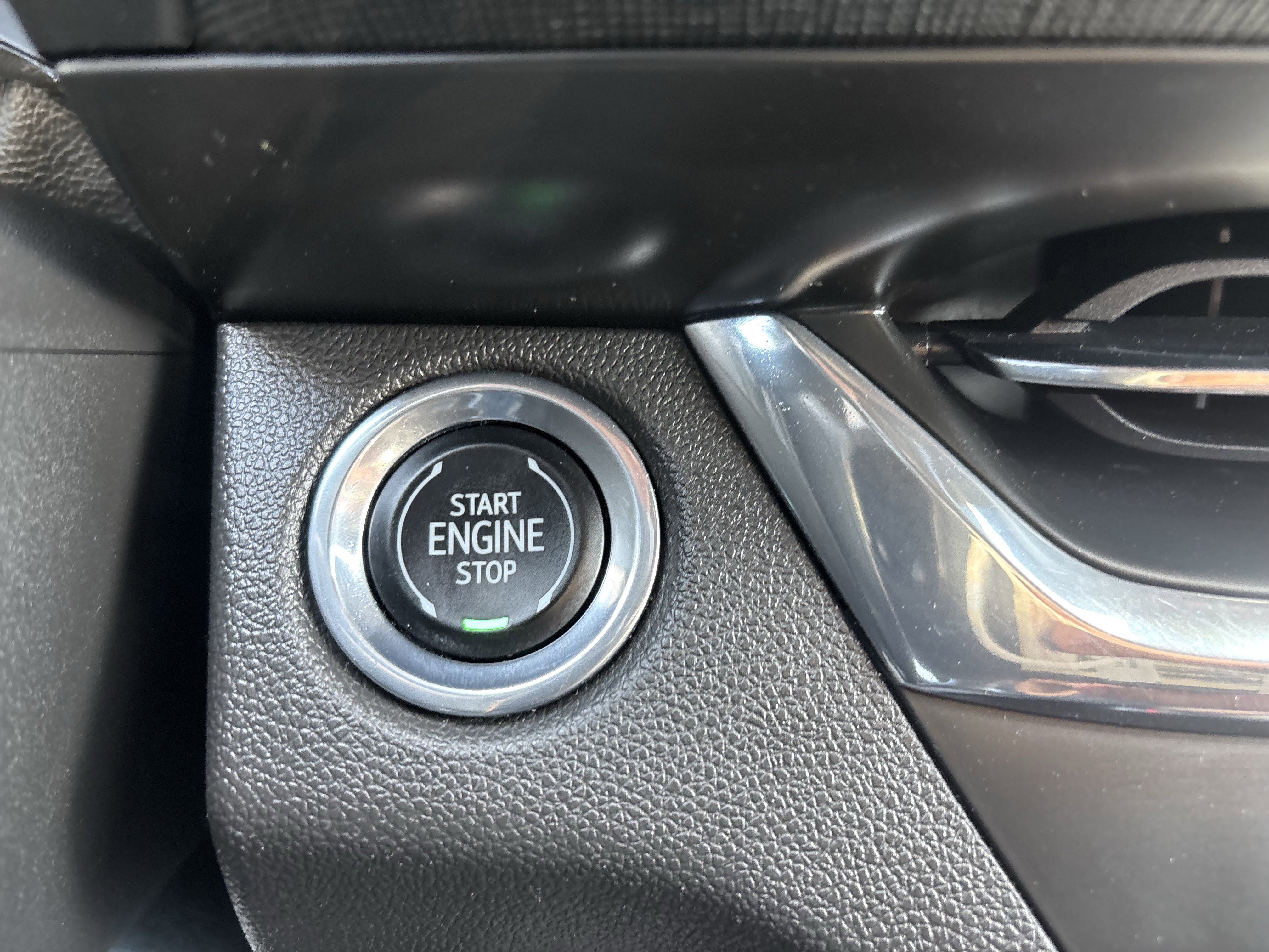 Used 2025 Buick Envista Preferred image 31