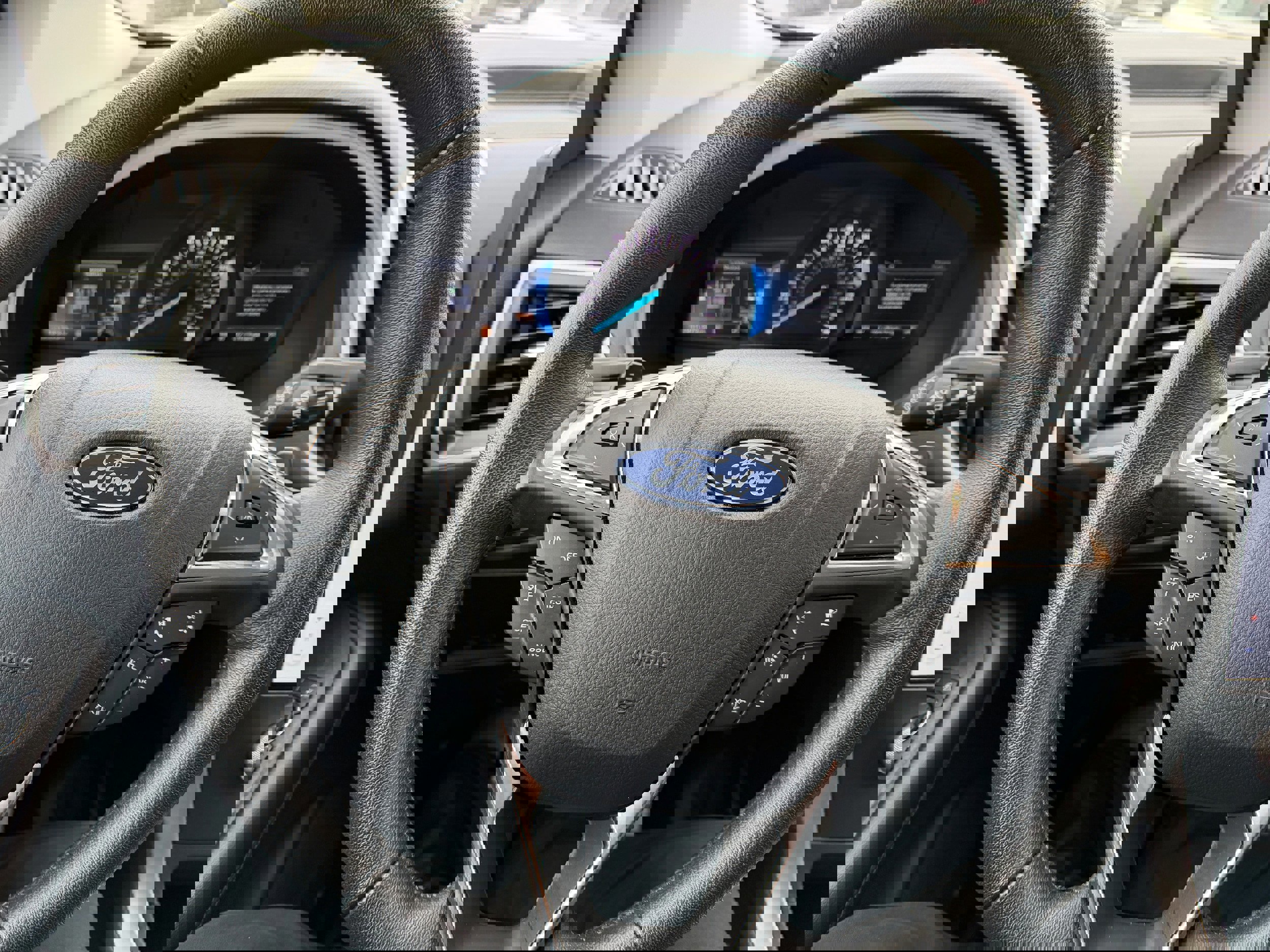 Certified 2024 Ford Edge SEL w/ Convenience Package image 30