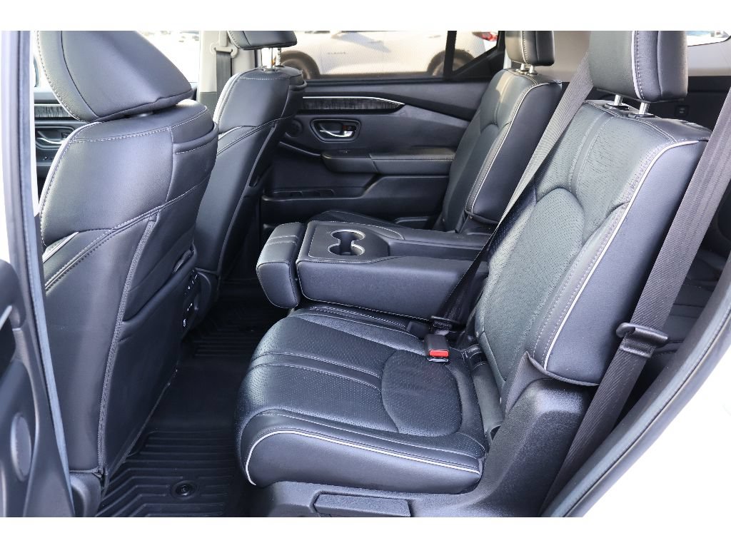 Used 2024 Honda Pilot Elite image 25
