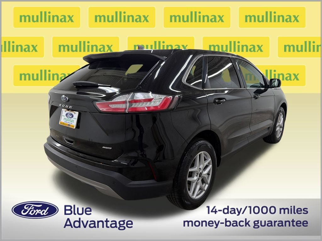 Certified 2024 Ford Edge SEL AWD/4WD image 3