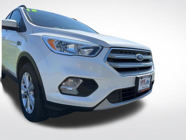 Certified 2018 Ford Escape SE w/ SE Sync 3 Package AWD/4WD image 15