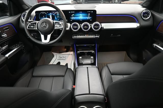 Used 2022 Mercedes-Benz GLB 250 4MATIC image 23