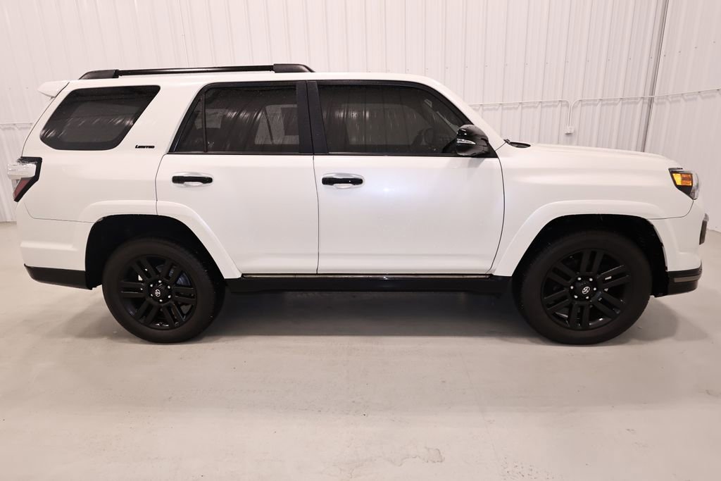 Used 2019 Toyota 4Runner Limited AWD/4WD image 2