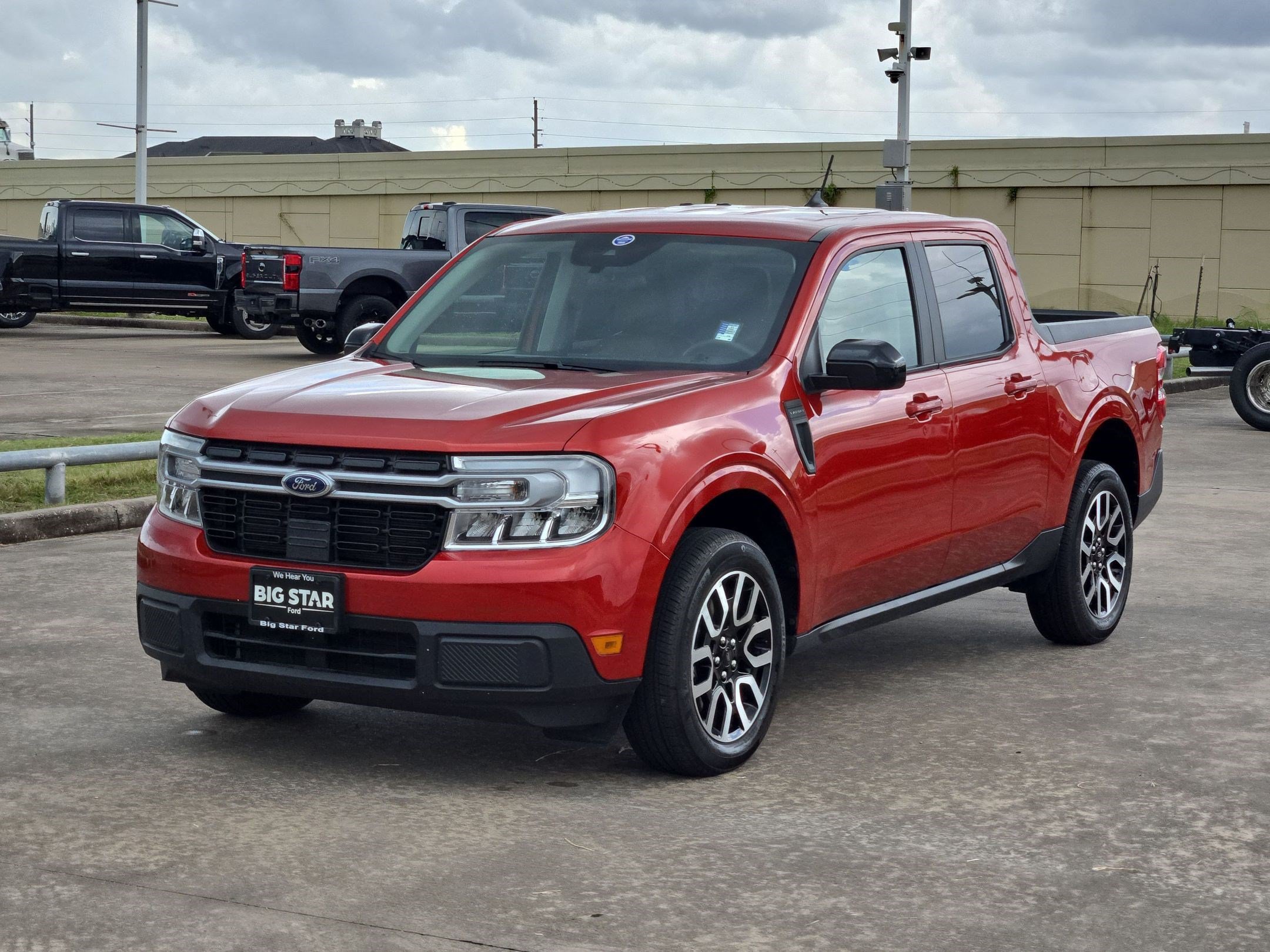 Certified 2024 Ford Maverick Lariat FWD image 10