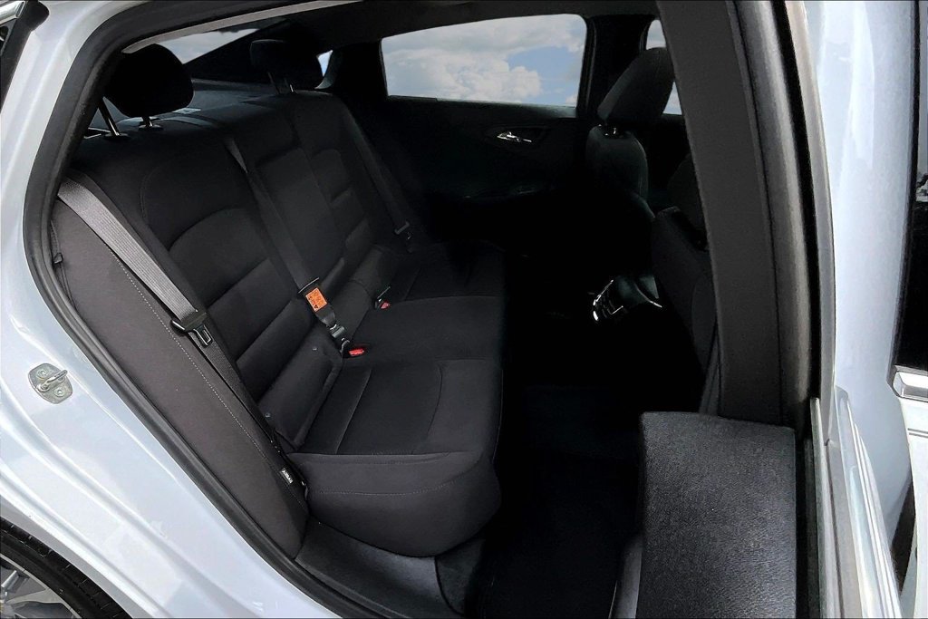Used 2022 Chevrolet Malibu LT FWD image 27