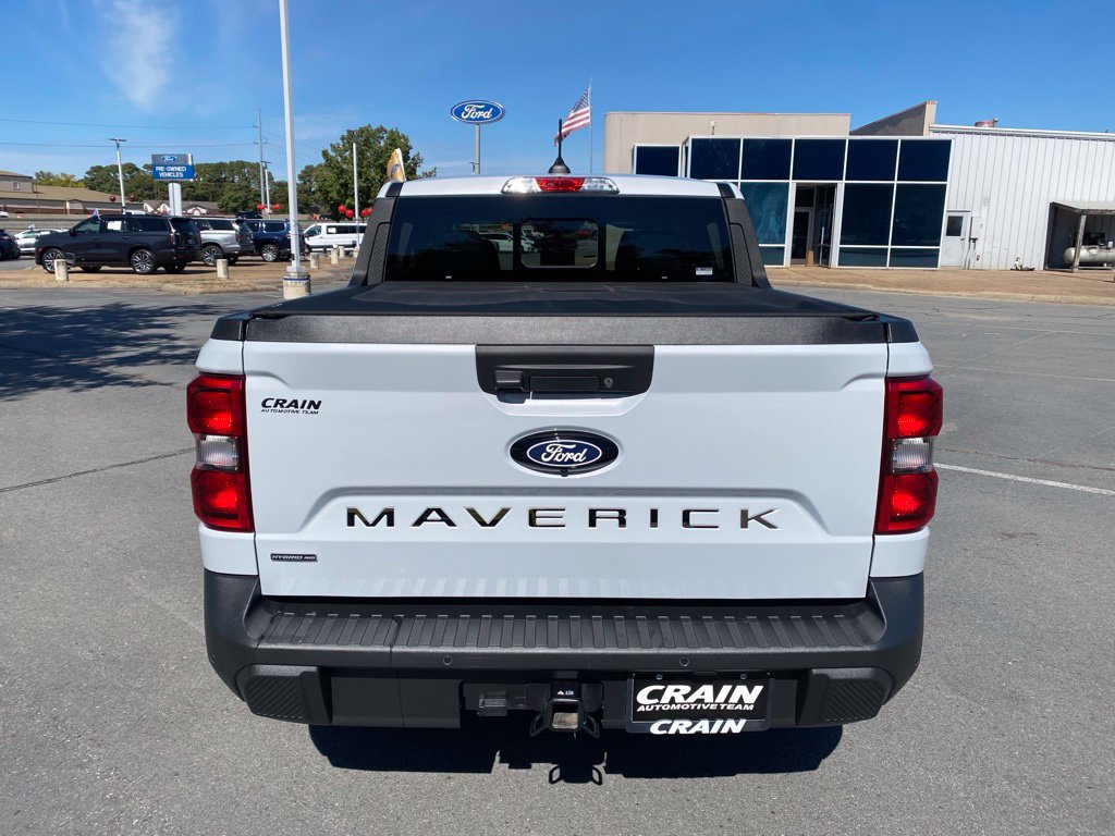 Certified 2025 Ford Maverick Lariat AWD/4WD image 6