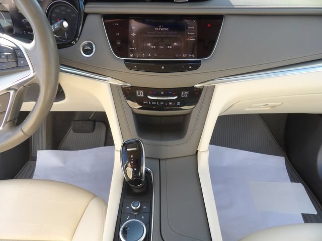 Used 2021 Cadillac XT5 Premium Luxury FWD image 18