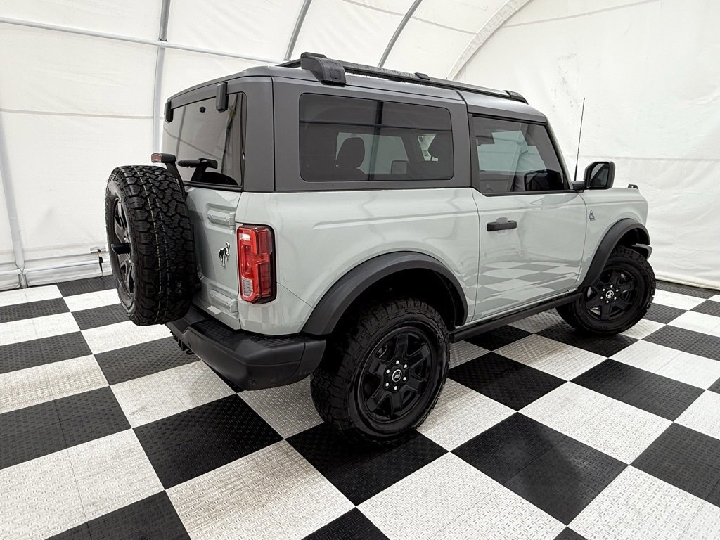 Certified 2024 Ford Bronco Black Diamond image 4