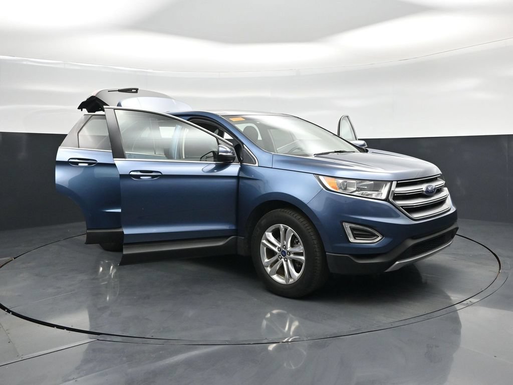 Certified 2018 Ford Edge SEL w/ Equipment Group 201A FWD image 35