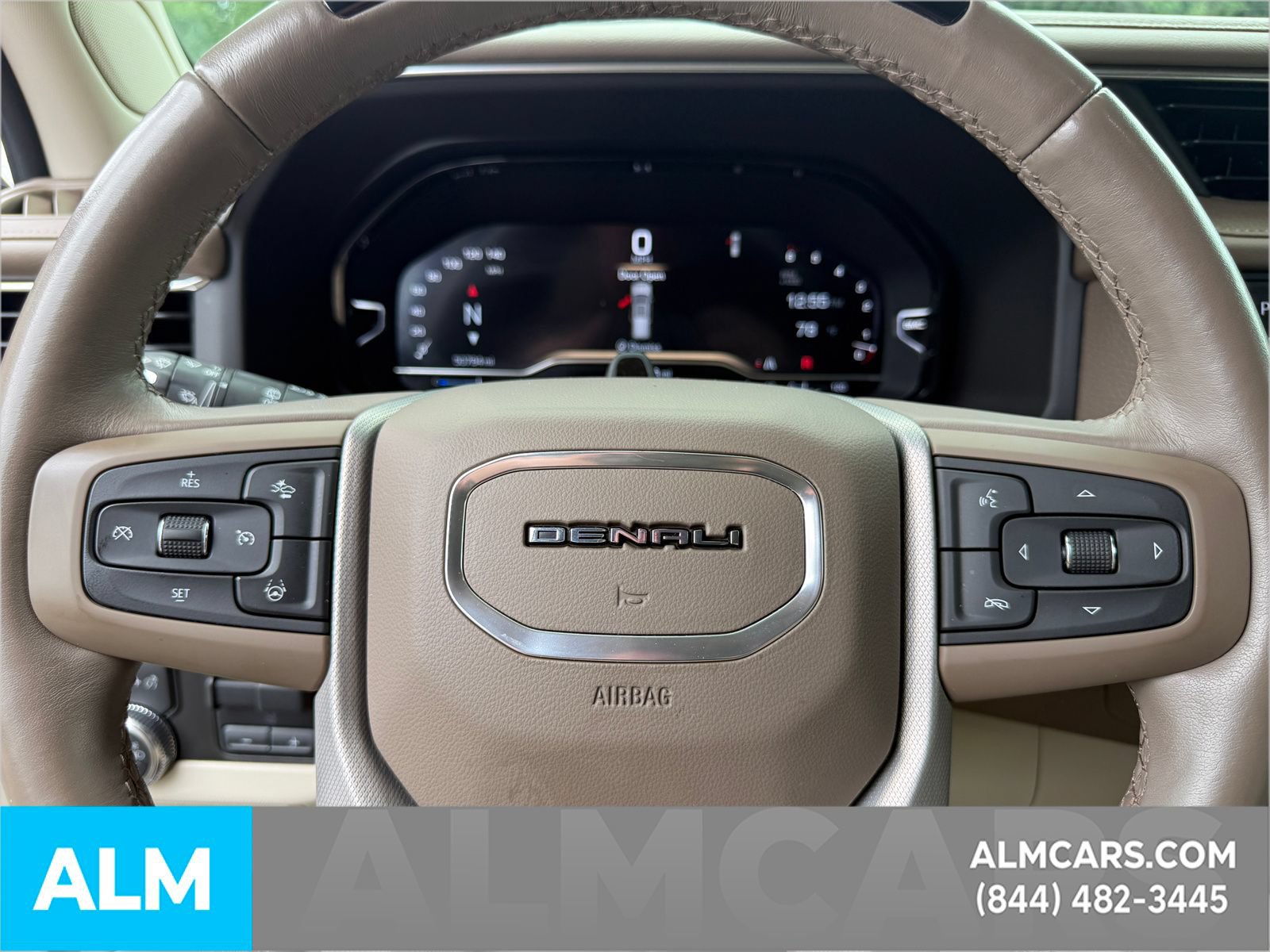 Used 2023 GMC Yukon XL Denali w/ Denali Reserve Package RWD image 26