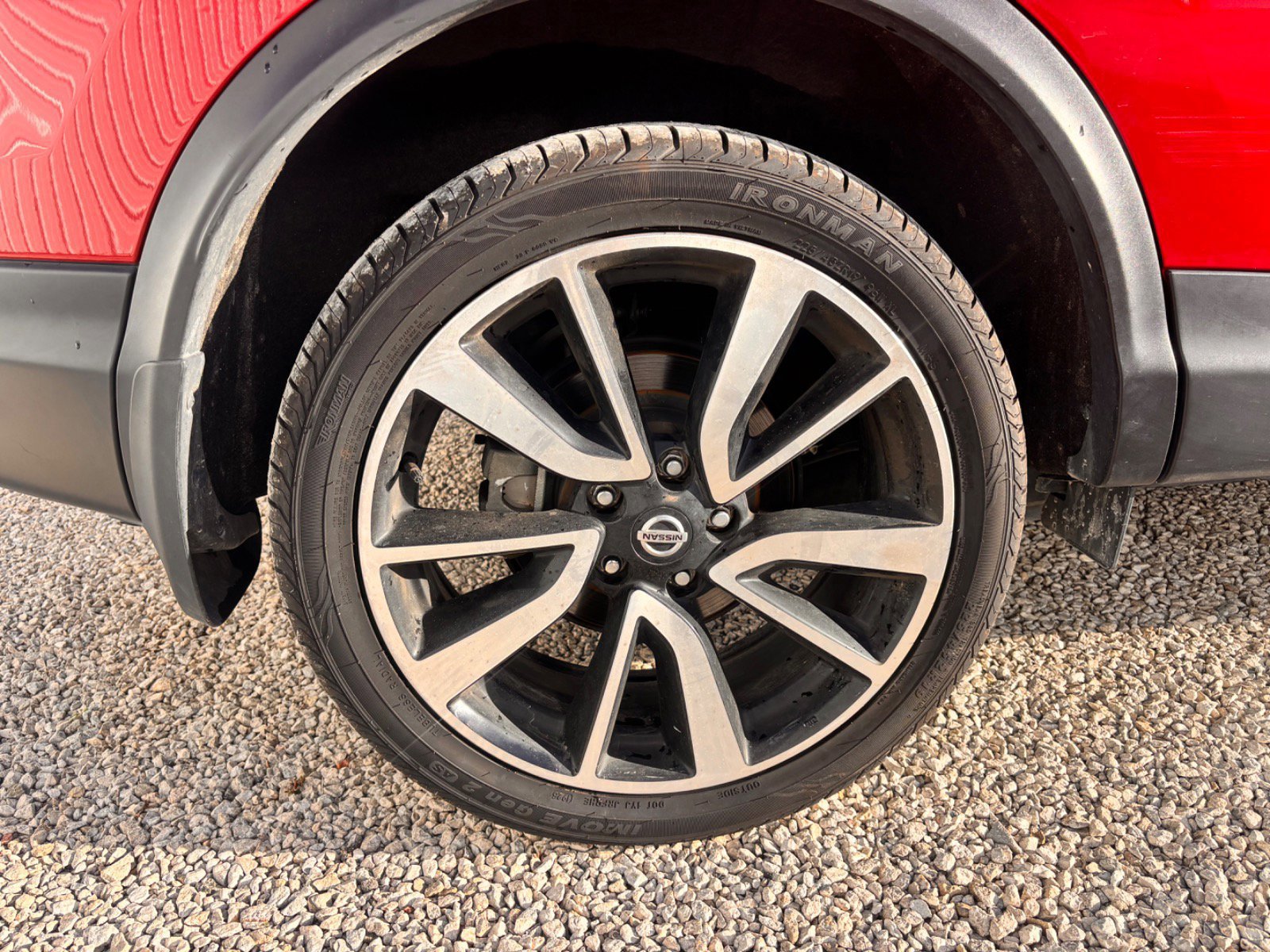 Used 2017 Nissan Rogue Sport SL w/ SL Premium Package image 20