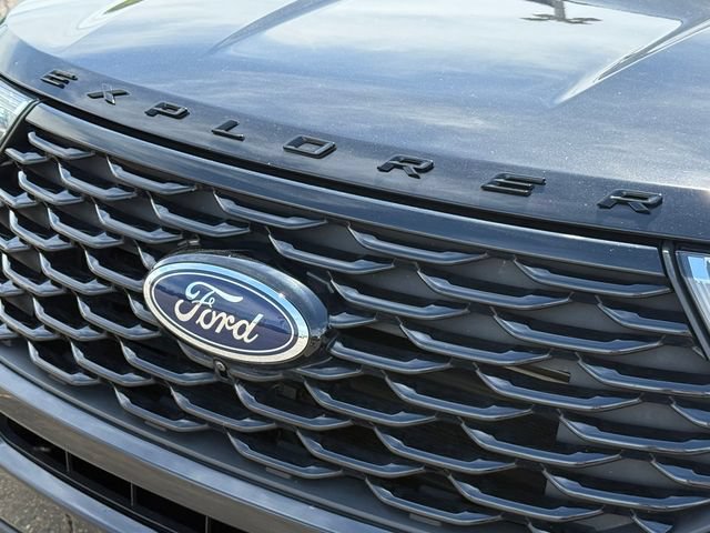 Certified 2024 Ford Explorer ST-Line w/ Class IV Trailer Tow Package AWD/4WD image 27