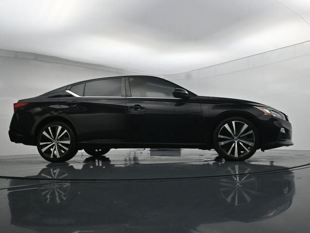 Used 2022 Nissan Altima 2.5 SR AWD/4WD image 38