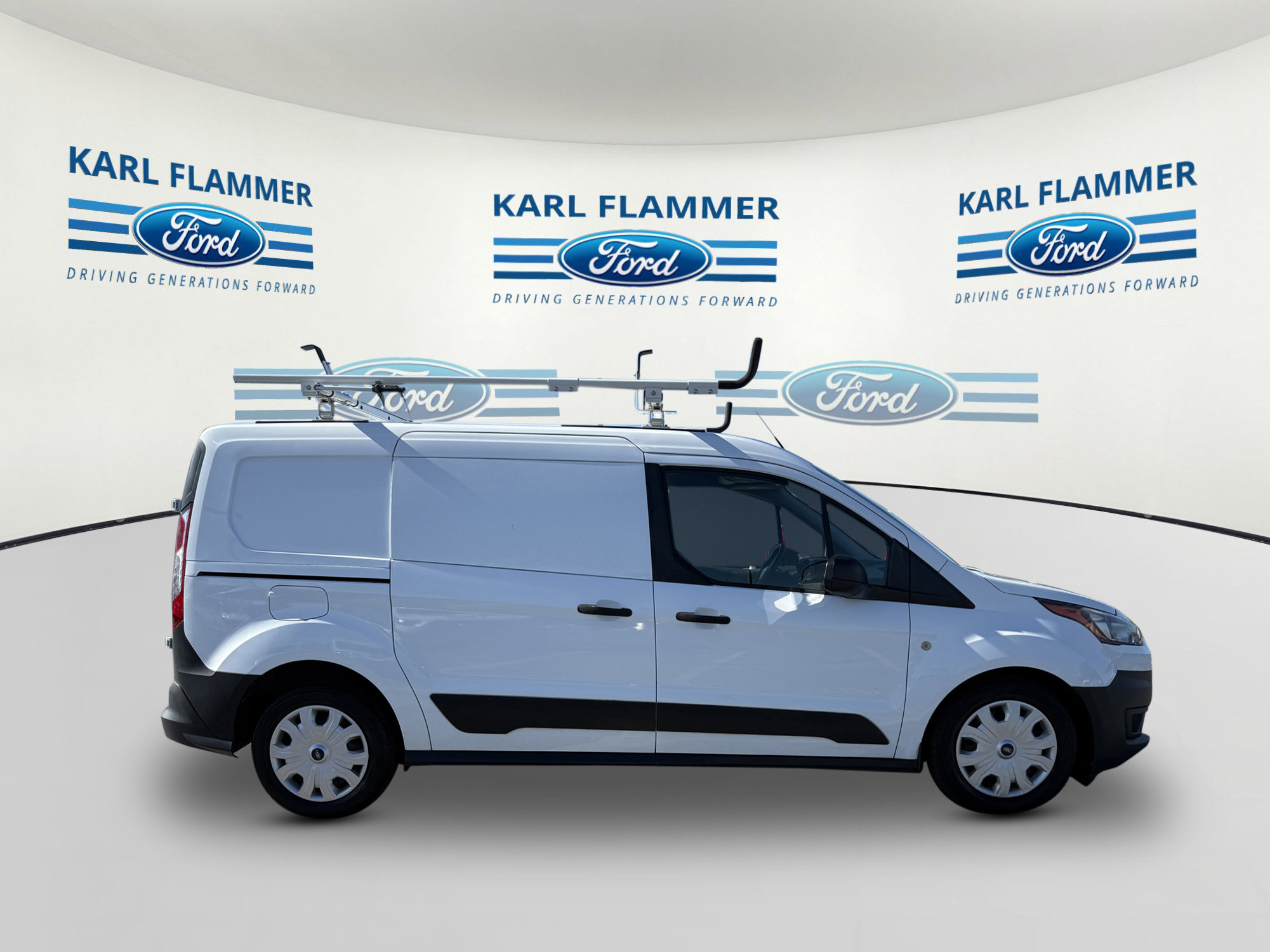 Certified 2020 Ford Transit Connect XL image 2