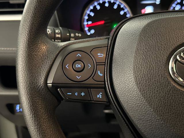 Used 2020 Toyota RAV4 XLE FWD image 19