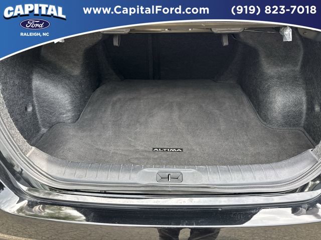 Used 2025 Nissan Altima 2.5 SV FWD image 16