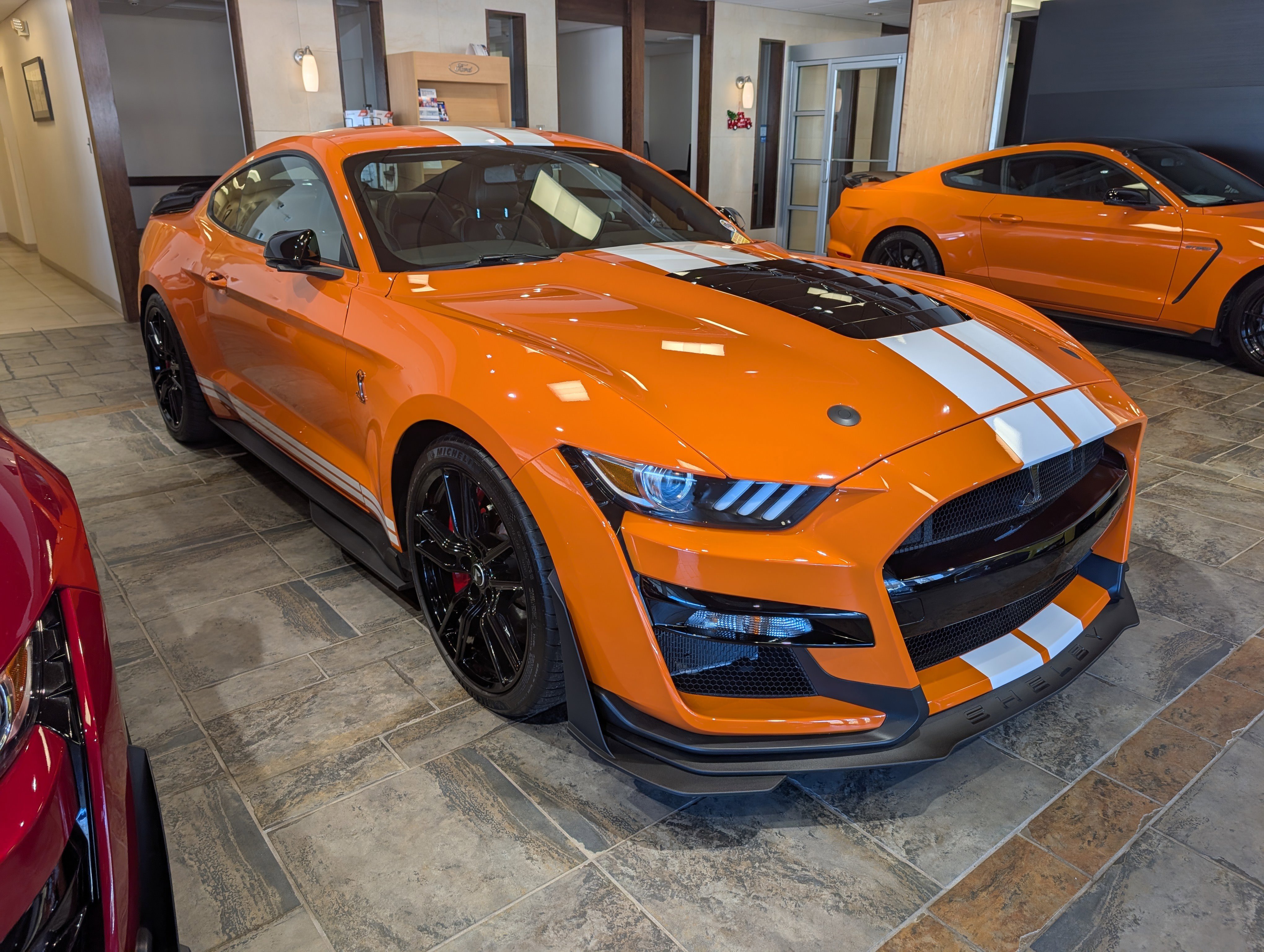 Certified 2020 Ford Mustang Shelby GT500 w/ Technology Package image 8