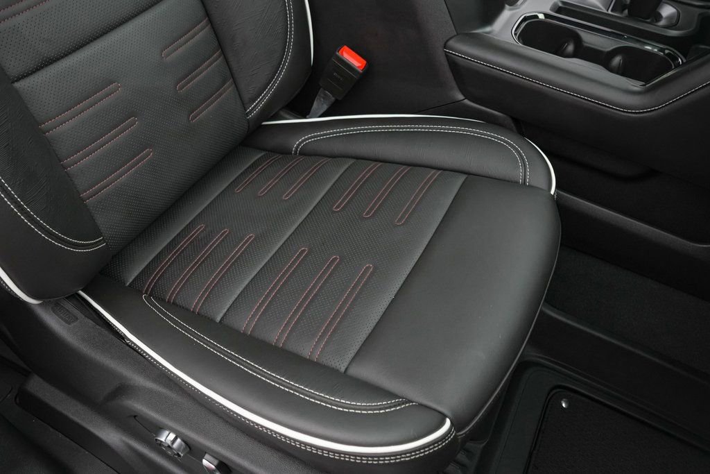 Used 2024 GMC Sierra 1500 AT4X image 24