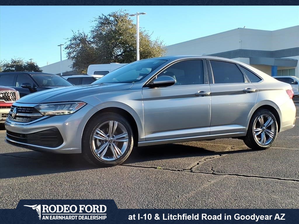 Used 2022 Volkswagen Jetta SE image 6