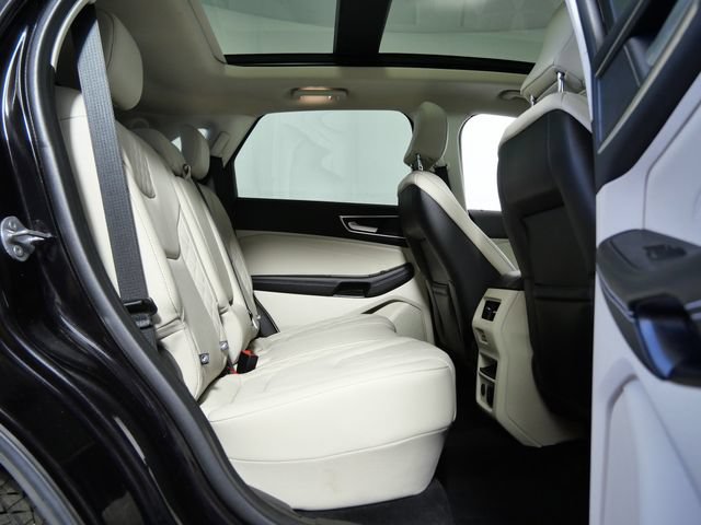 Certified 2023 Ford Edge Titanium w/ Equipment Group 301A AWD/4WD image 10