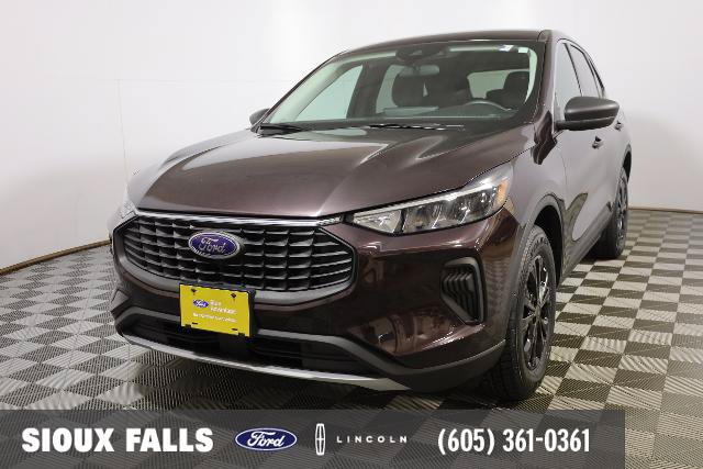Certified 2023 Ford Escape Active w/ Tech Pack #1 AWD/4WD image 1