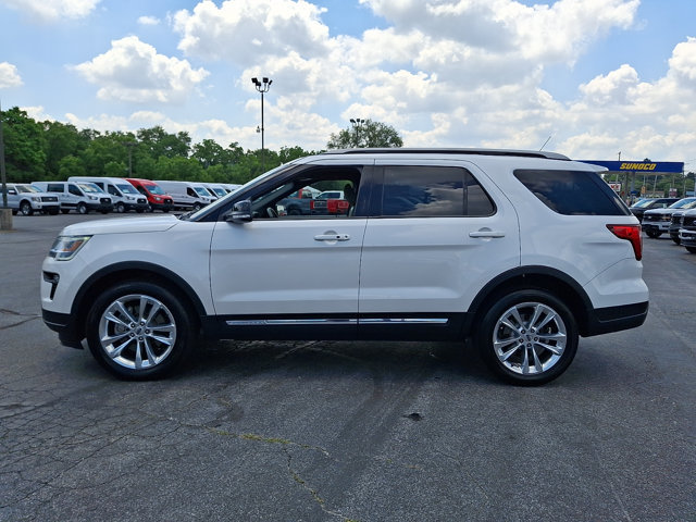 Certified 2018 Ford Explorer XLT w/ Equipment Group 202A AWD/4WD image 4