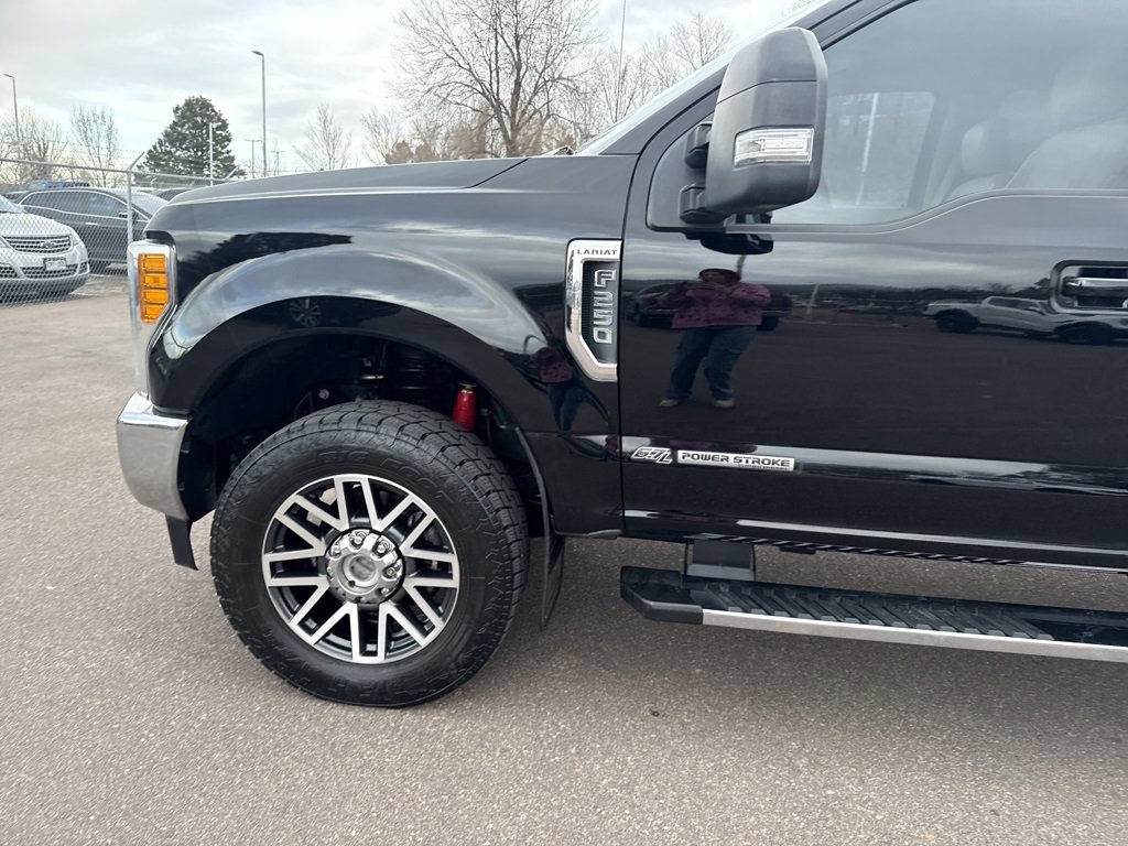 Certified 2017 Ford F250 Lariat w/ Lariat Value Package image 31