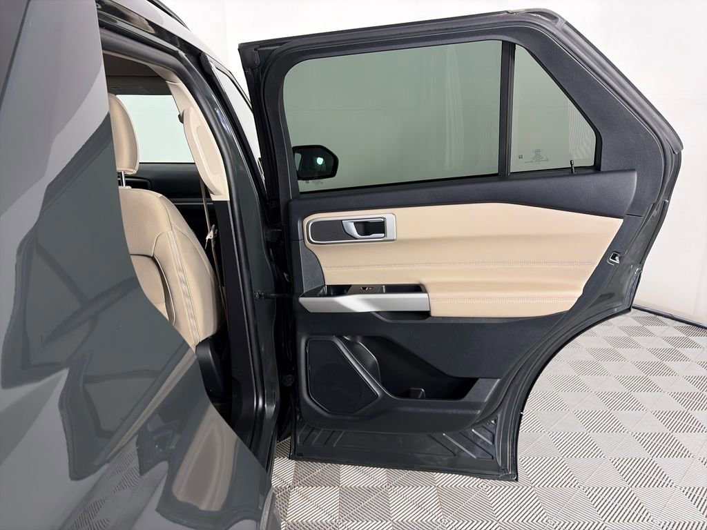 Certified 2023 Ford Explorer XLT AWD/4WD image 28