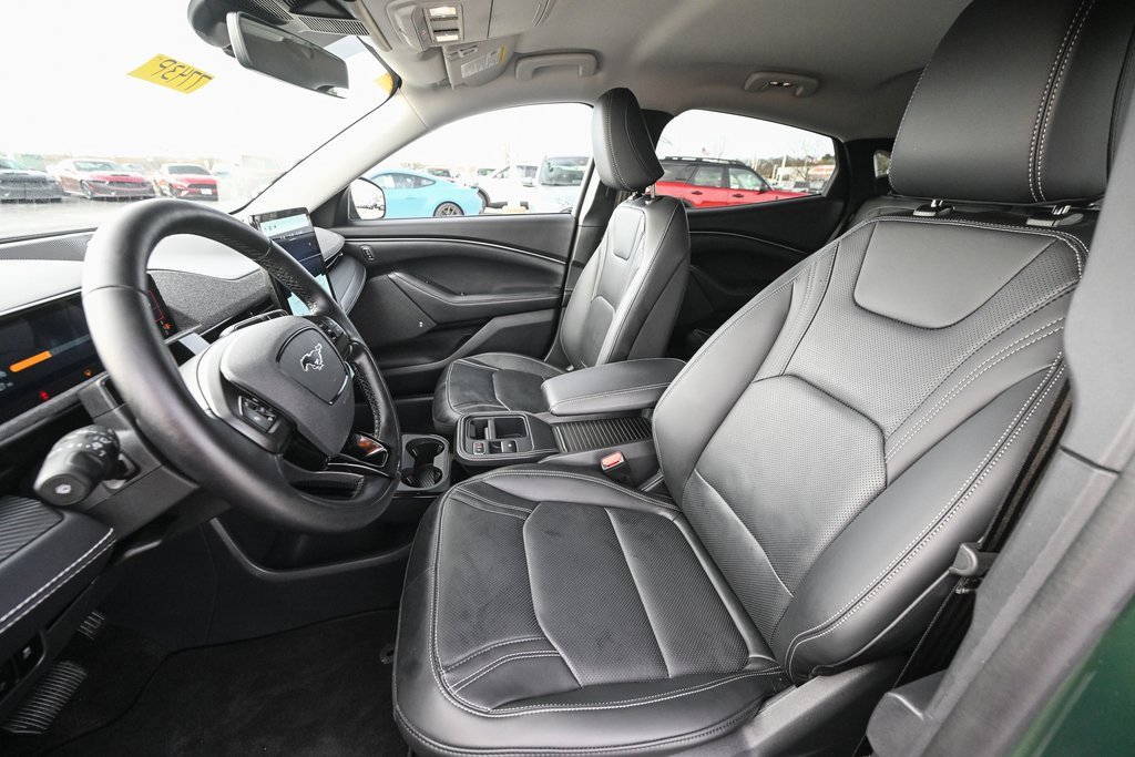 Certified 2025 Ford Mustang Mach-E Premium image 23