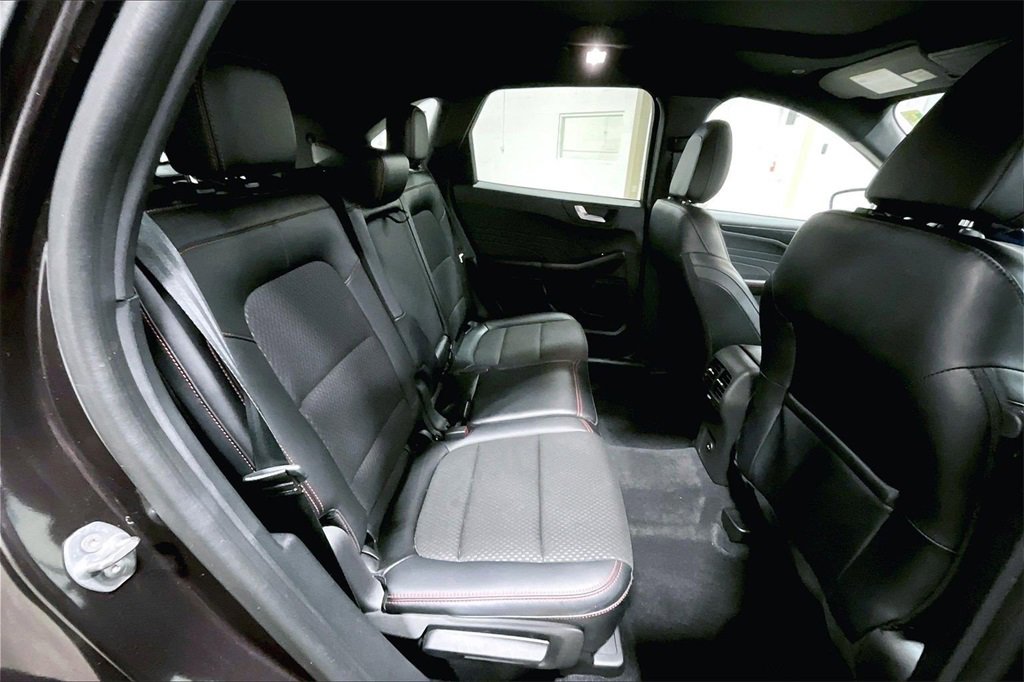 Certified 2023 Ford Escape ST-Line w/ Tech Pack #1 image 26
