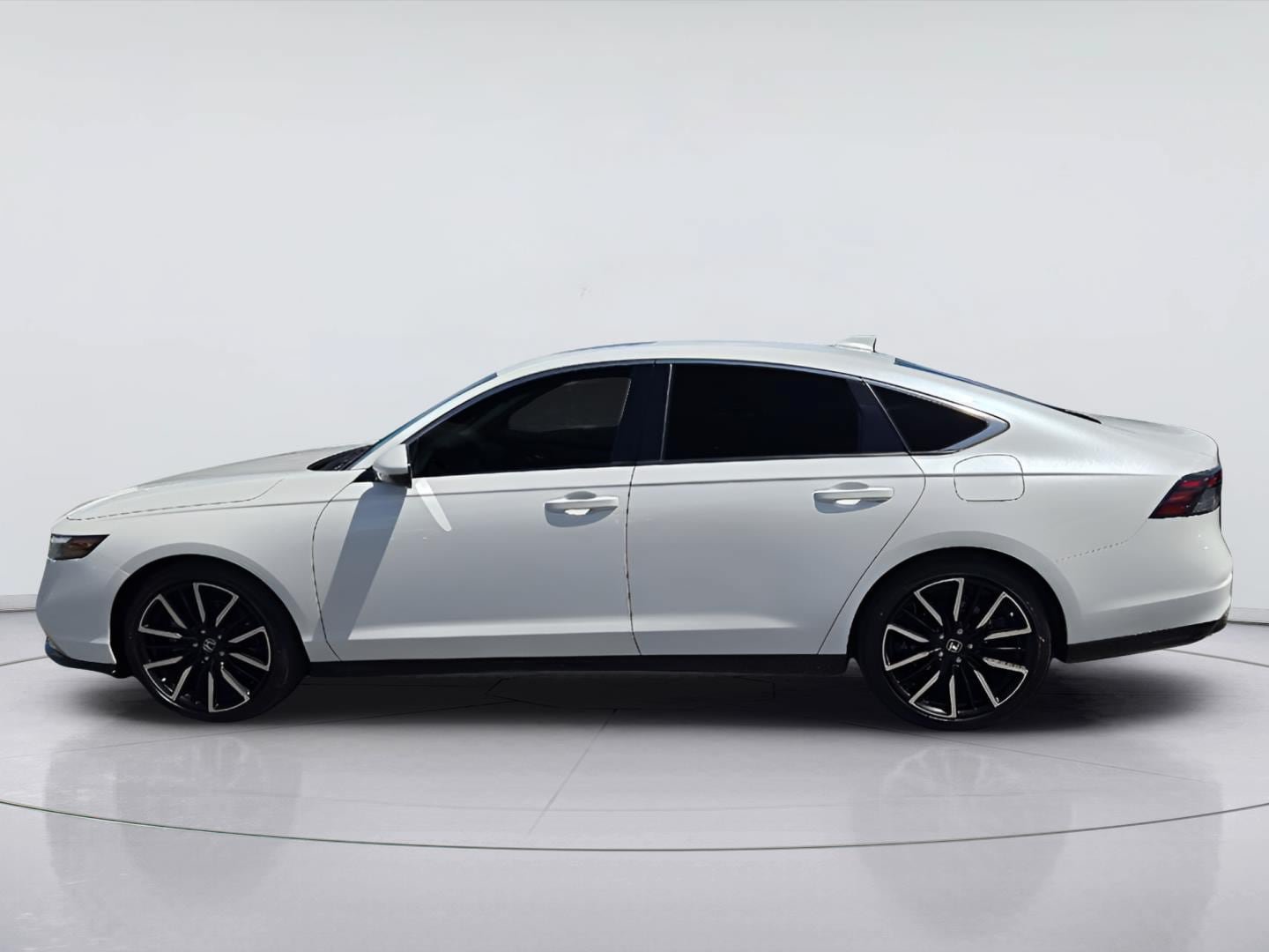 Used 2026 Honda Accord Touring image 5