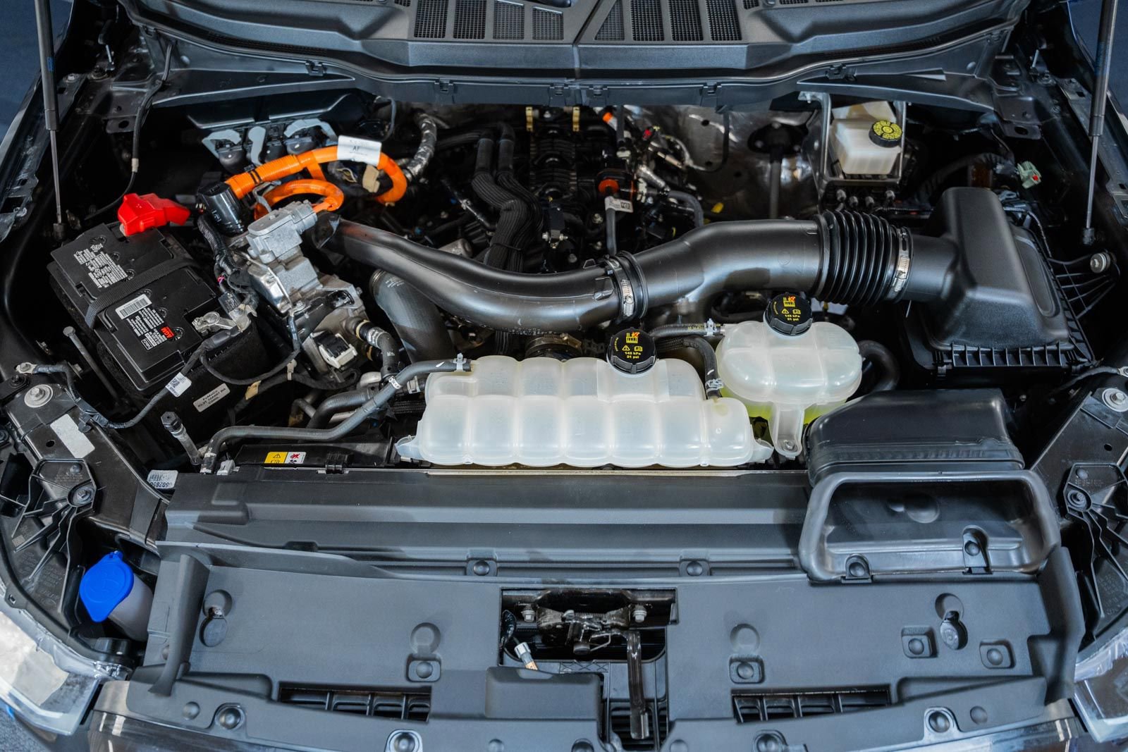 Certified 2024 Ford F150 Lariat w/ Equipment Group 502A High image 28