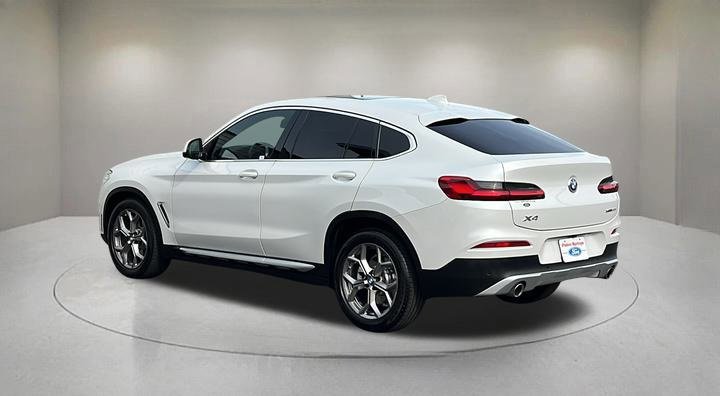 Used 2021 BMW X4 xDrive30i w/ Convenience Package image 3