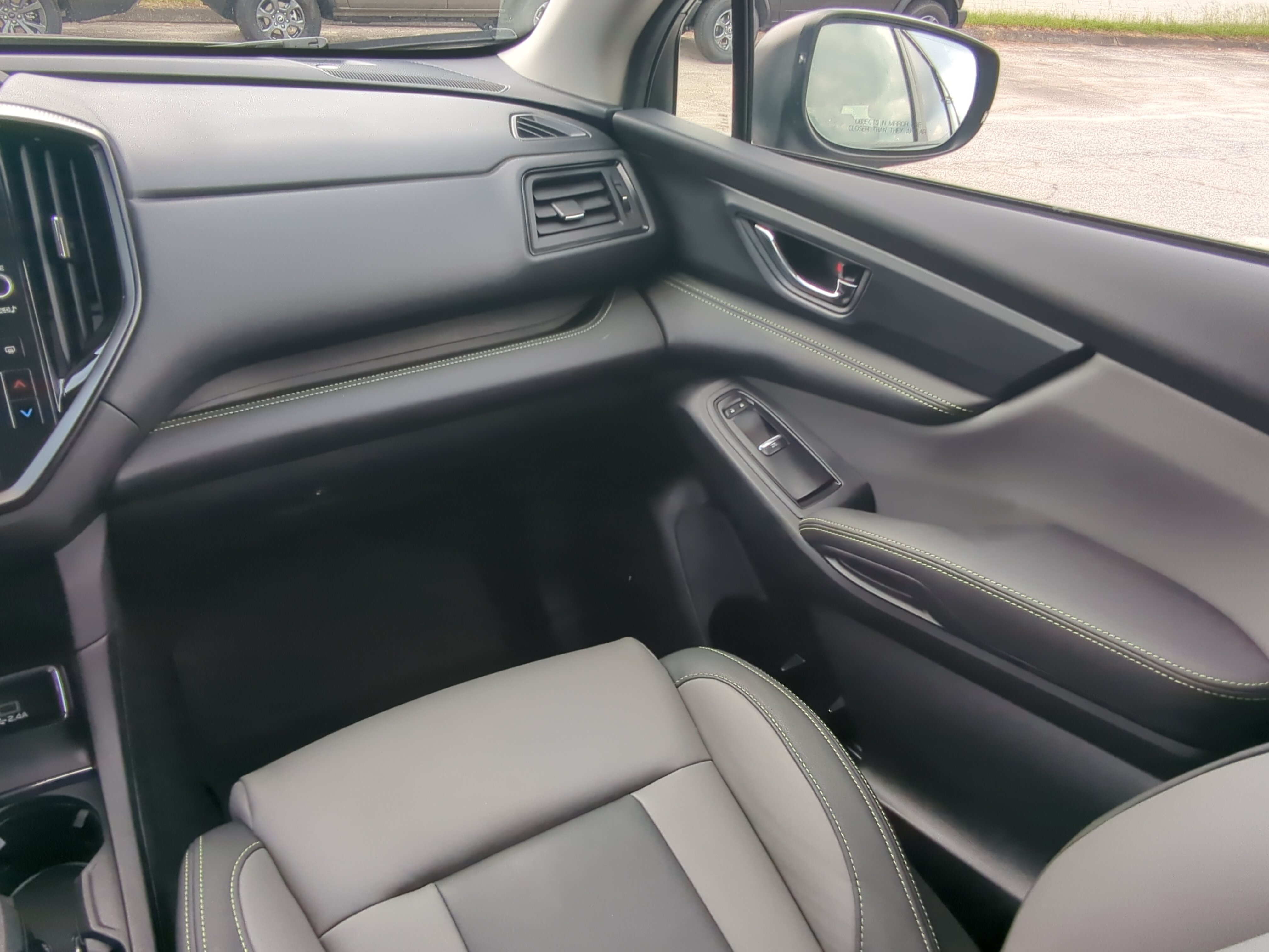 Used 2024 Subaru Ascent Onyx Edition Limited AWD/4WD image 15