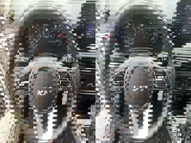 Used 2023 Kia Seltos LX image 14