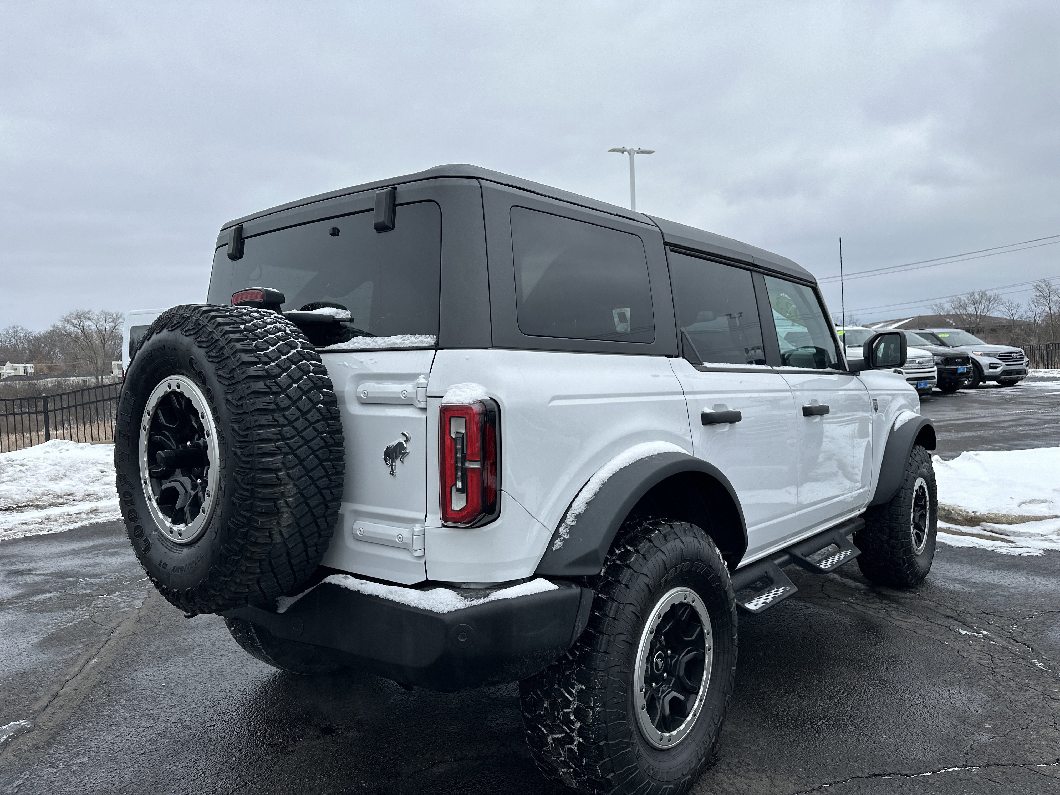 Certified 2023 Ford Bronco Big Bend w/ Sasquatch Package image 3