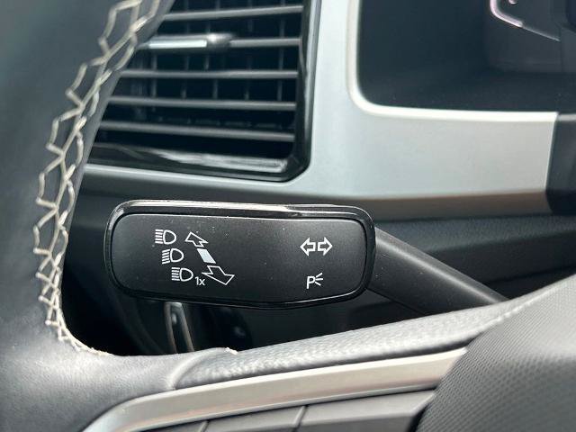 Used 2023 Volkswagen Atlas SE w/ Black Wheel Package FWD image 29