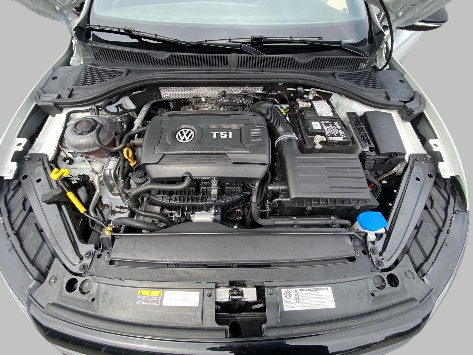 Used 2019 Volkswagen Jetta GLI Autobahn FWD image 12