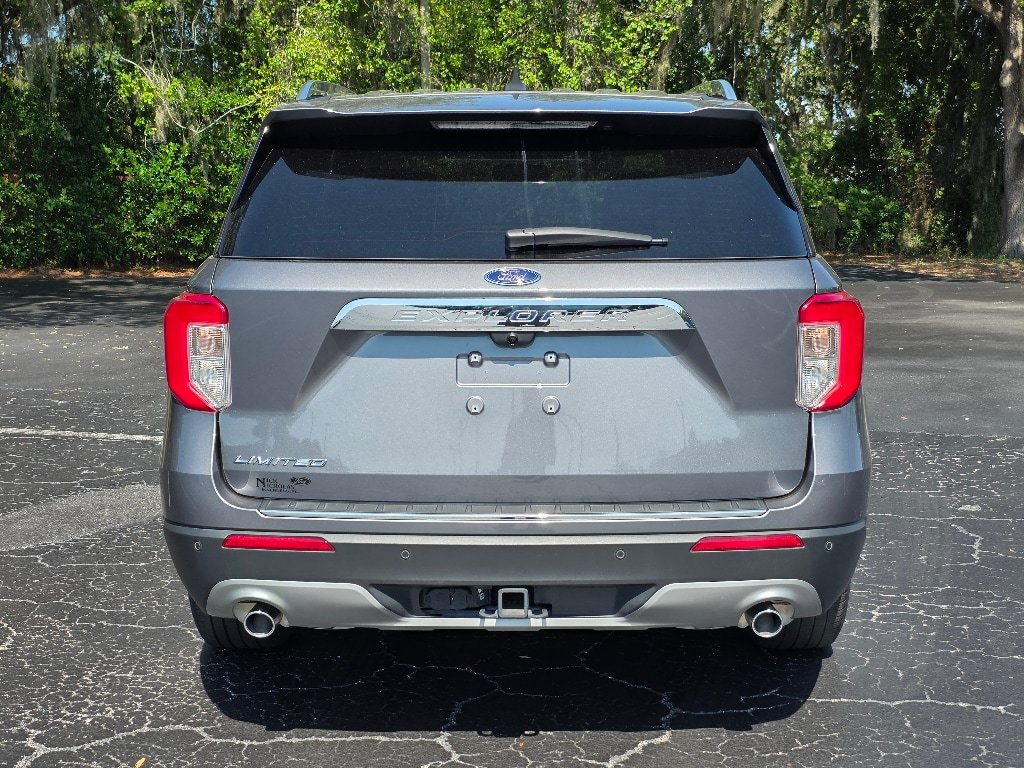 Certified 2022 Ford Explorer Limited w/ Equipment Group 301A RWD image 13