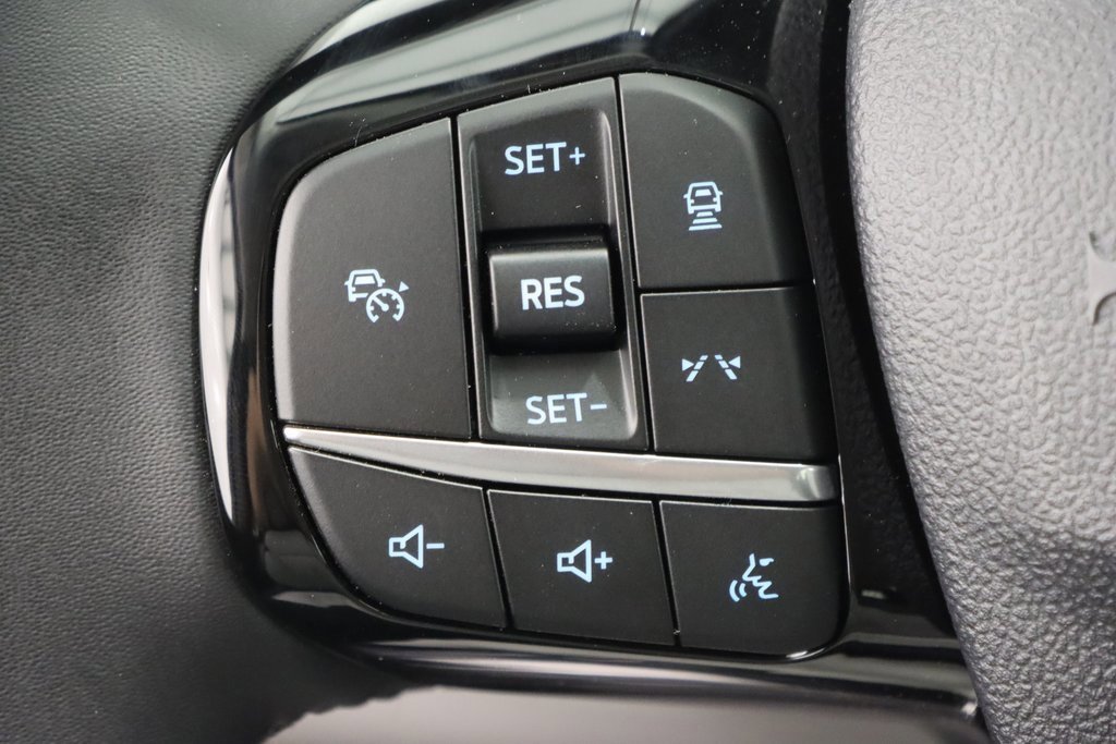 Certified 2024 Ford Escape SE image 36