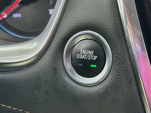 Used 2021 Chevrolet Traverse Premier w/ Redline Edition FWD image 21