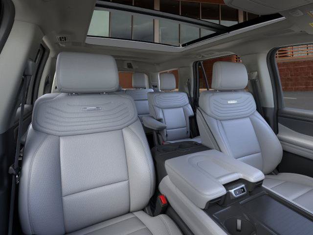 Certified 2025 Ford Expedition Platinum w/ Platinum Ultimate Package AWD/4WD image 10