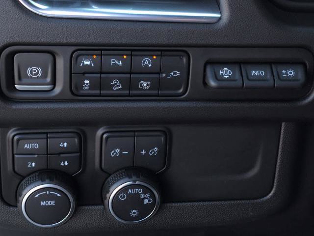 Used 2022 Chevrolet Tahoe High Country w/ Premium Package 2 AWD/4WD image 33
