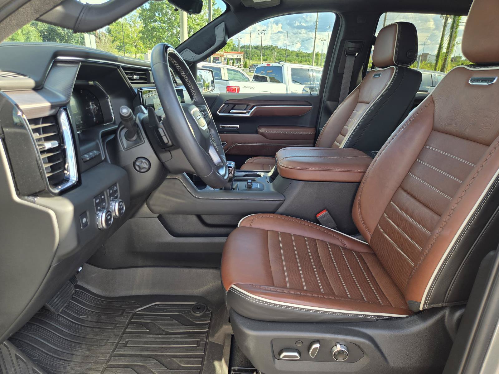 Used 2026 GMC Sierra 1500 Denali Ultimate AWD/4WD image 24