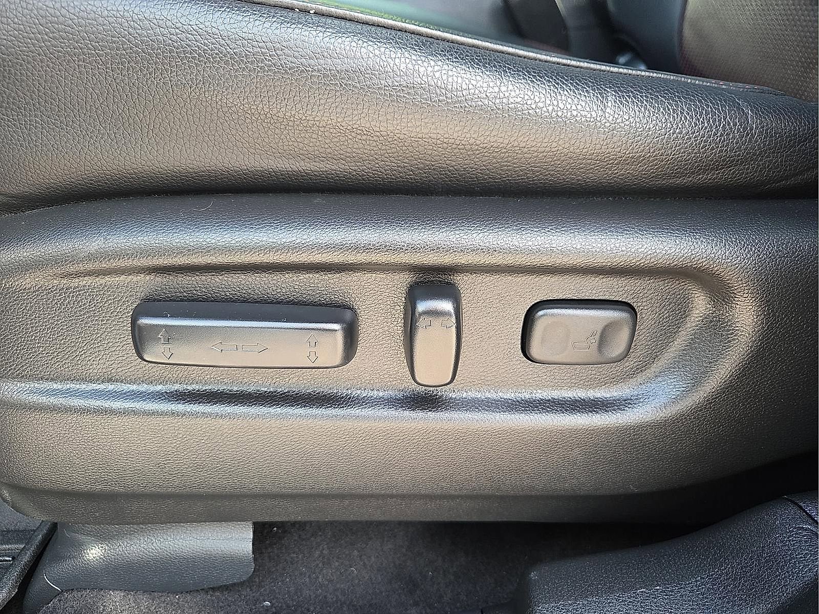 Used 2023 Honda Ridgeline Black Edition image 15