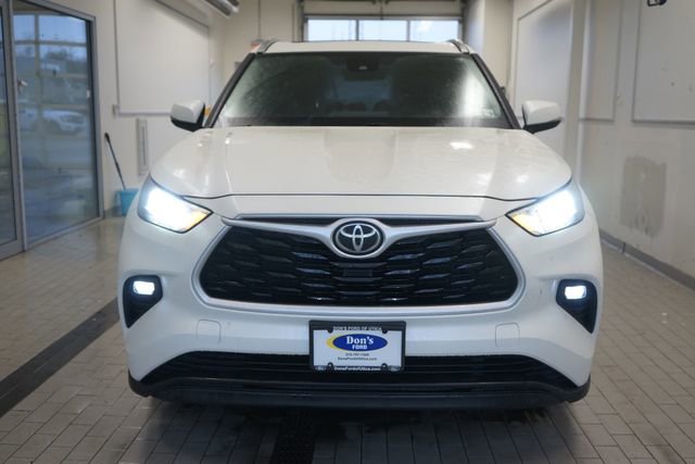 Used 2021 Toyota Highlander XLE image 17