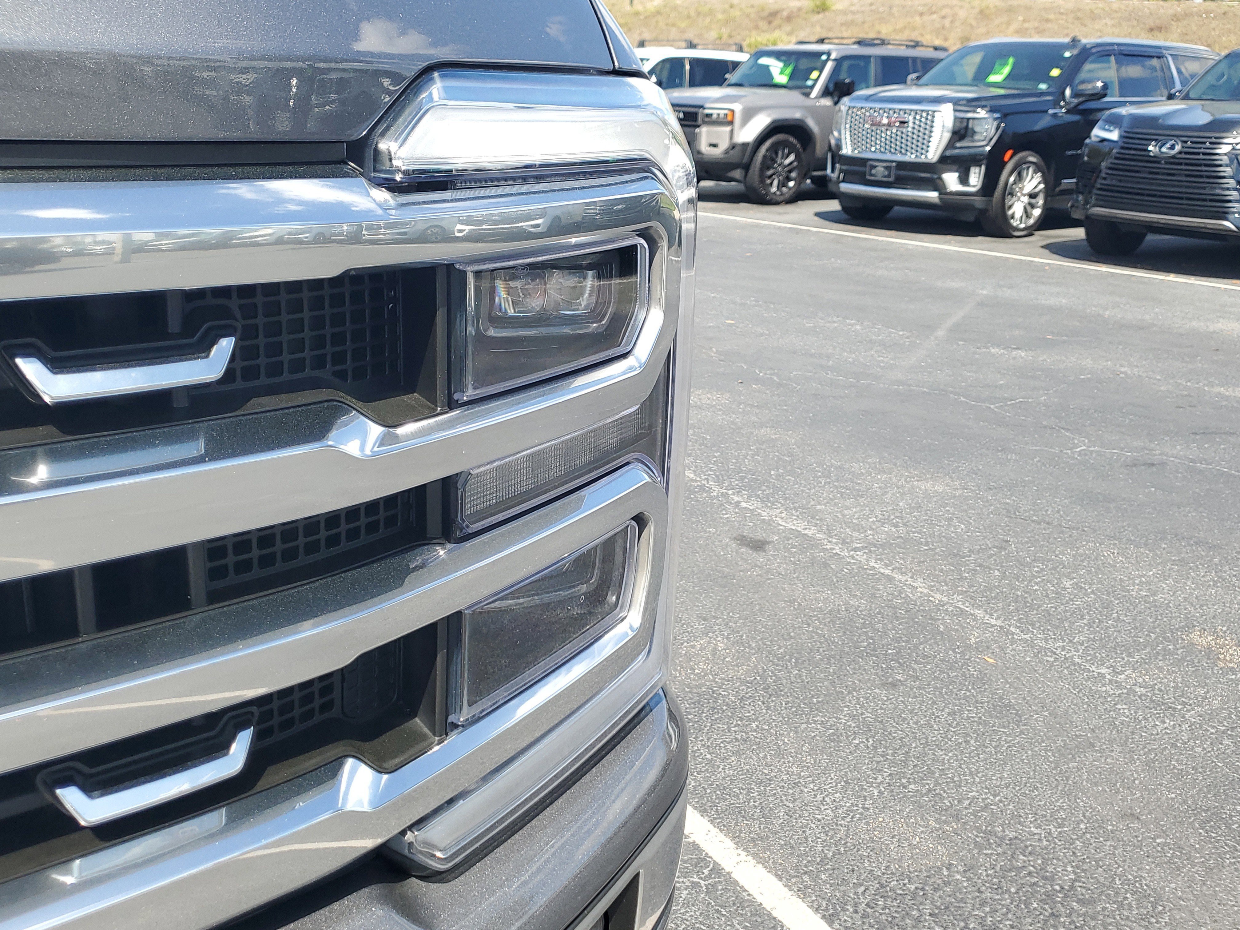 Certified 2023 Ford F250 Platinum image 6